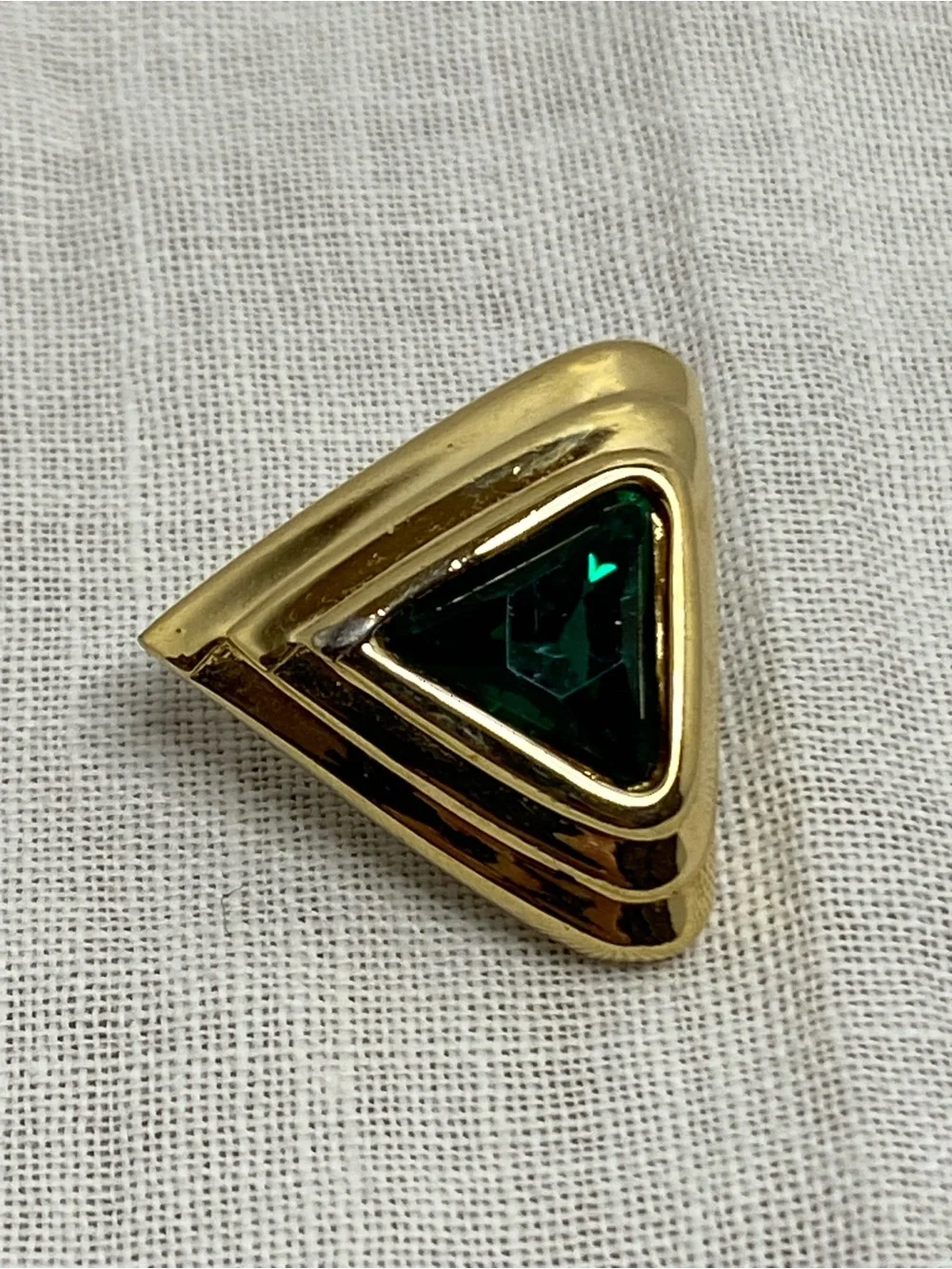 Vintage SAL Single Clip On Earring Green Emerald Tone Crystal Gold Tone Triangle